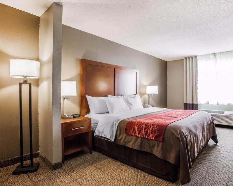 Quality Inn Florissant-St Louis Zewnętrze zdjęcie