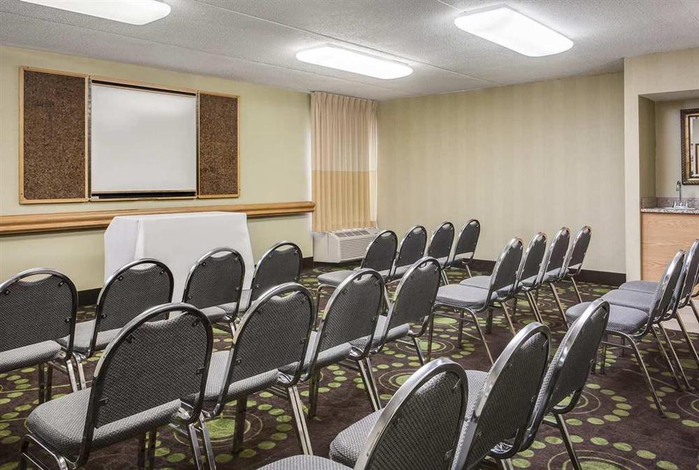 Quality Inn Florissant-St Louis Udogodnienia zdjęcie
